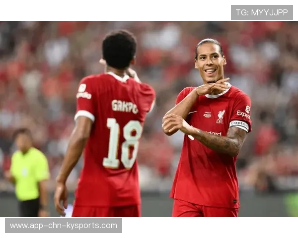 利物浦零封对手，范戴克领衔站稳防线，利物浦范迪克图片